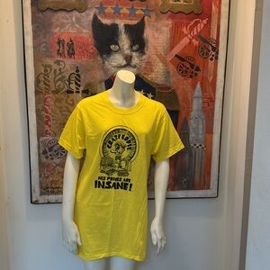 Super rare, crazy Eddie yellow vintage 70s NOS unworn single stitch T shirt